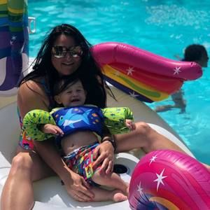 Meet your Posher, Nicole